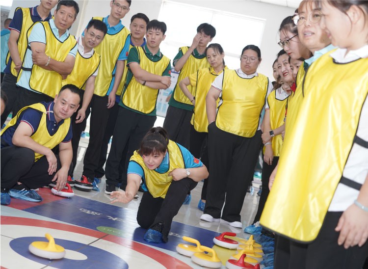 curling-match1 curling-match1